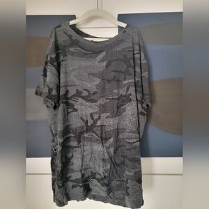 Strut This camo t shirt one size